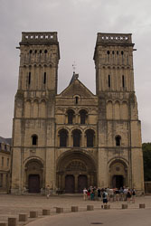 Caen,-Abbaye-aux-Dames,-Eglise-de-la-Ste-Trinité-003.jpg