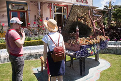 Giant's_House_Akora-004.jpg