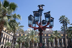Plaça_Reial_Barcelona-004.jpg