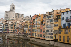 Painted_Houses_River_Onyar_Girona-003.jpg