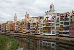 Painted_Houses_River_Onyar_Girona-008.jpg