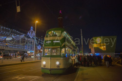Blackpool,_Tram,_Illuminations-006.jpg