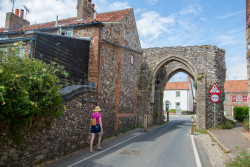 Castle_Acre_Bailey_Gate-007.jpg