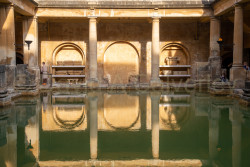 Roman_Baths,_Bath-078.jpg
