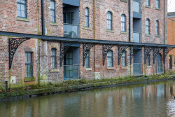 Leeds_And_Liverpool_Canal-9029.jpg