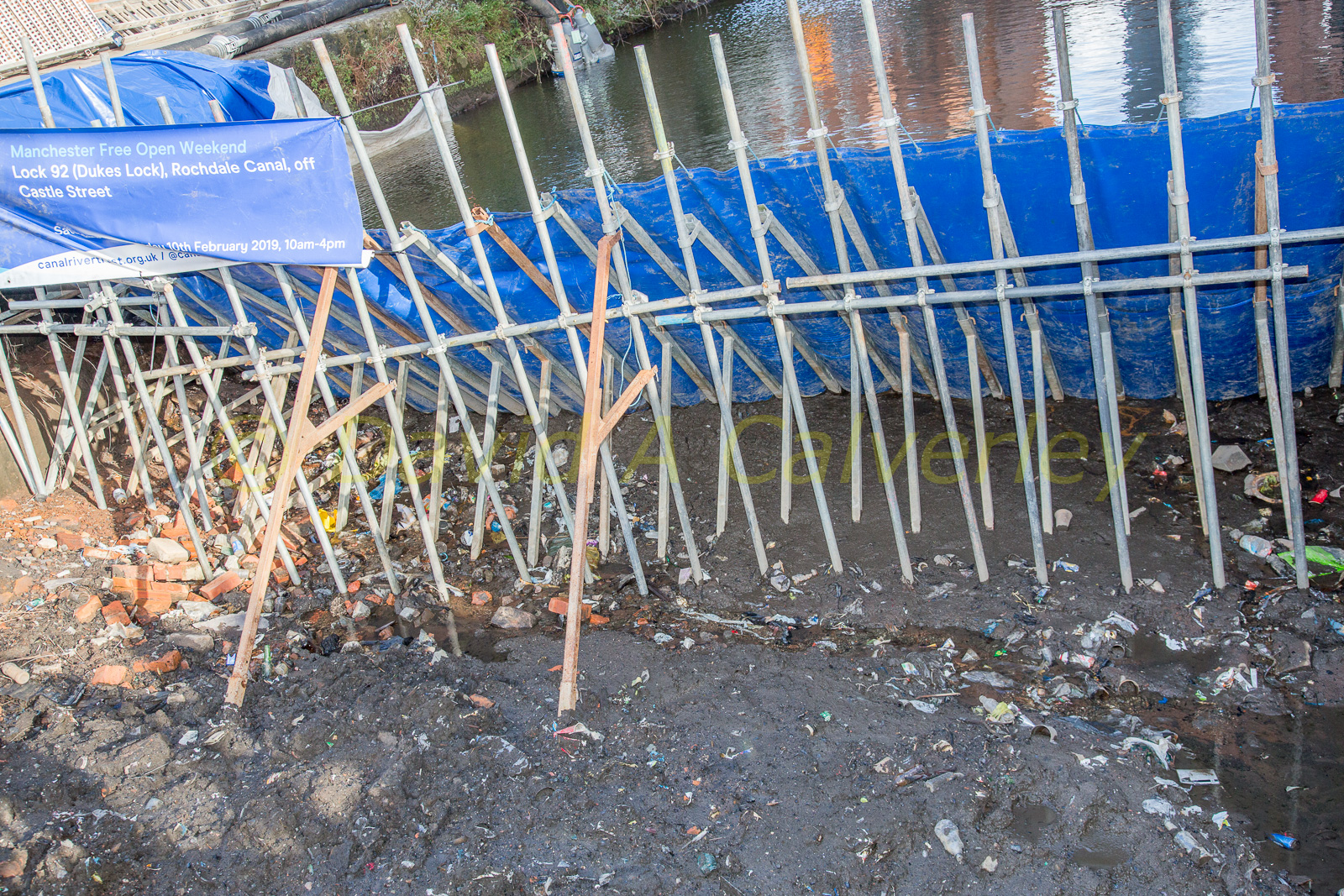 Rochdale_Canal,_Duke's_Lock-041.jpg