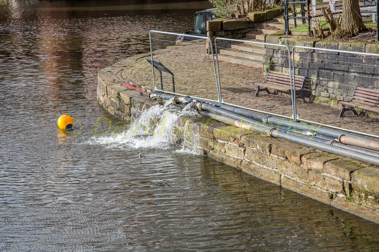 Rochdale_Canal,_Duke's_Lock-055.jpg
