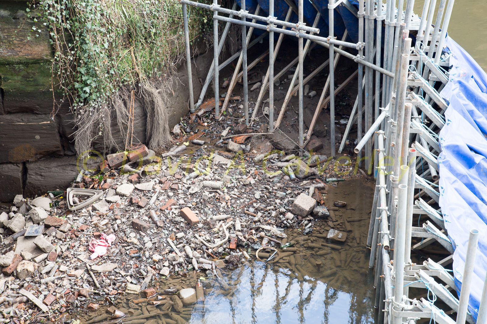 Rochdale_Canal,_Duke's_Lock-063.jpg
