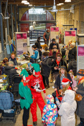 Tunnel_End_Christmas_Fayre_2022-020.jpg