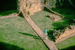 Brougham_Castle_-003.jpg