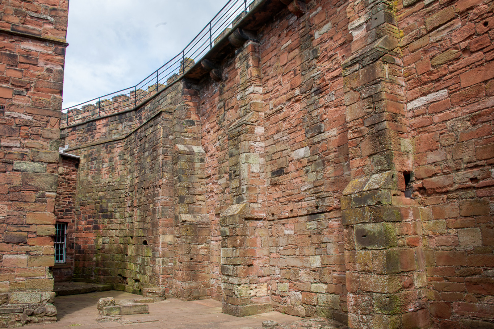 Carlisle_Castle_-033.jpg