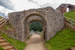 Castle_Rising_Castle_-048.jpg