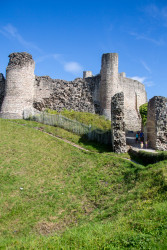 Conisborough_Castle-109.jpg