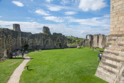 Conisborough_Castle-169.jpg