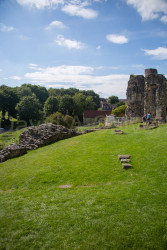 Conisborough_Castle-172.jpg