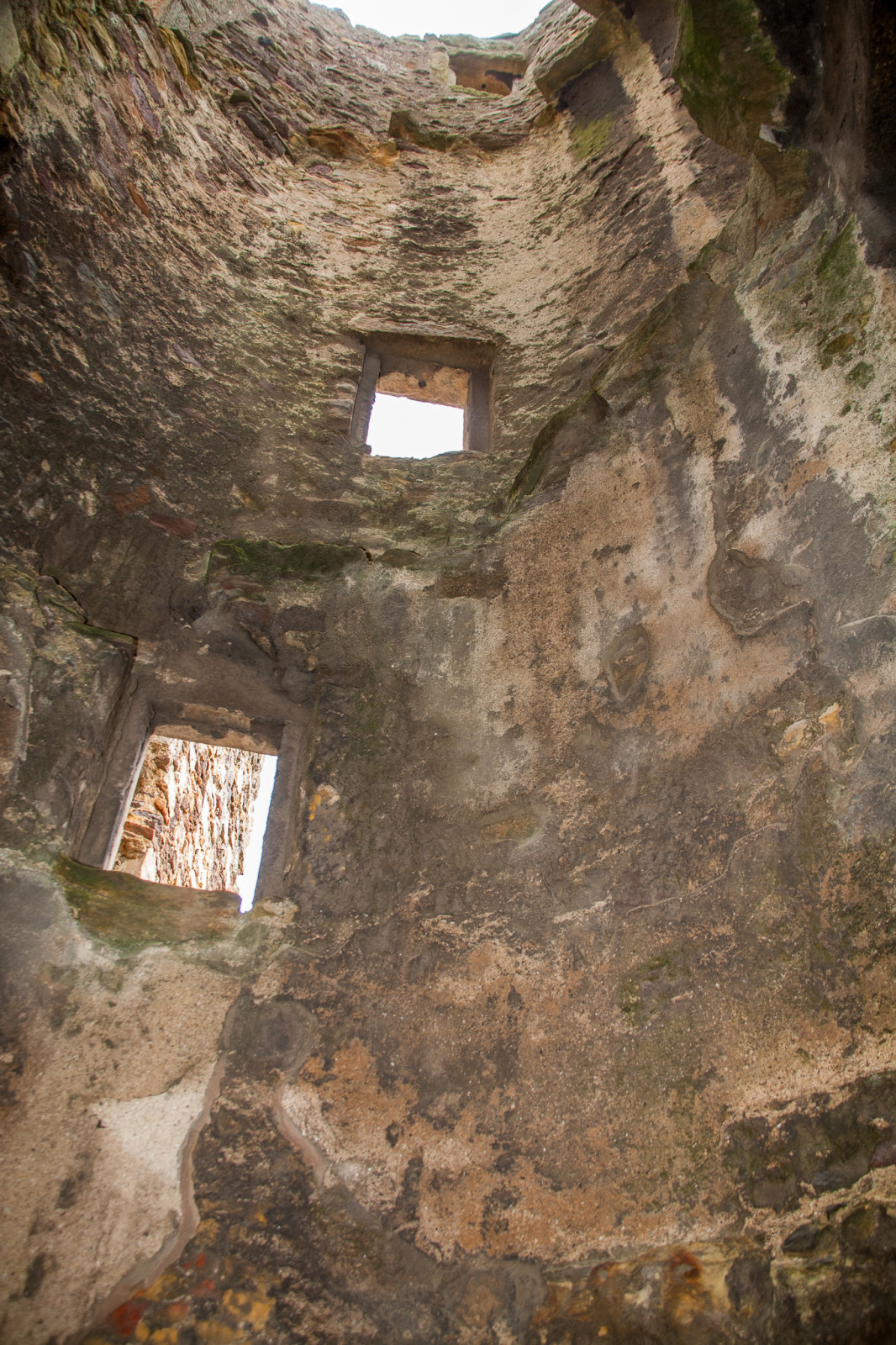 Dirleton_Castle_-080.jpg