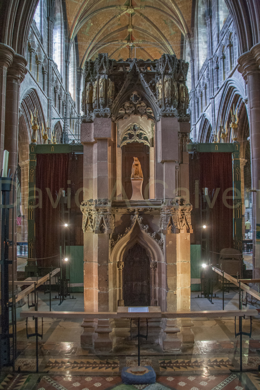 Chester_Cathedral_-020.jpg