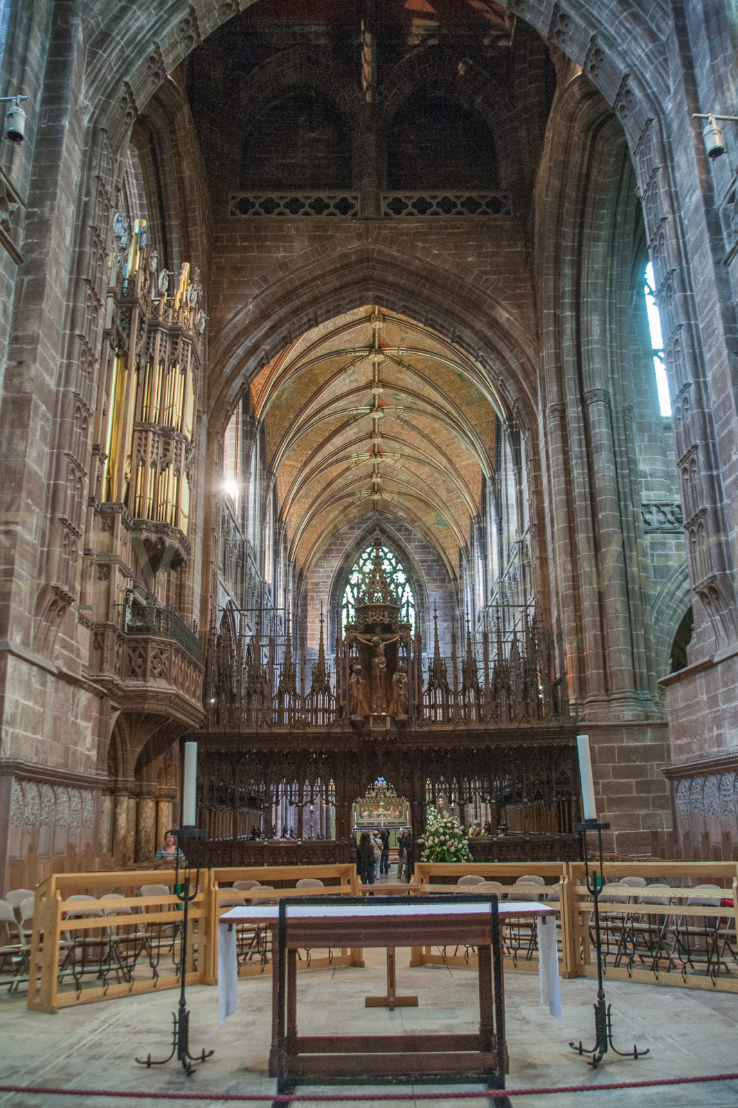 Chester_Cathedral_-055.jpg