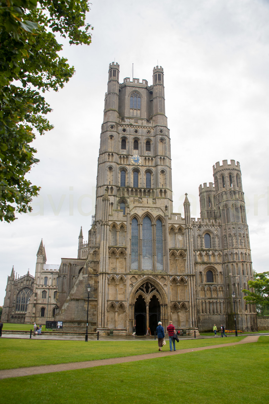 Ely_Cathedral_002.jpg