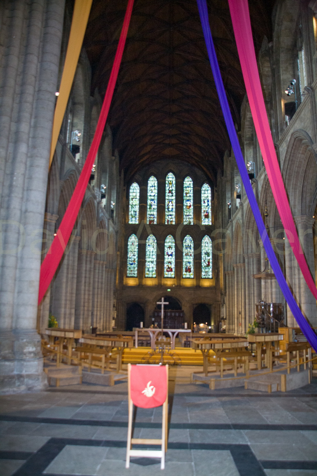 Ripon_Cathedral_-018.jpg