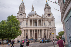 St_Paul's_Cathedral_-003.jpg