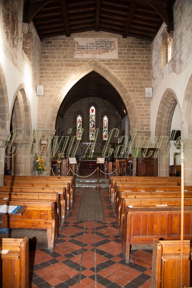 Eyam_Parish_Church_-013.jpg