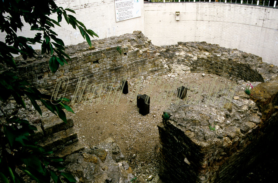 Lincoln_Roman_Church_001.jpg