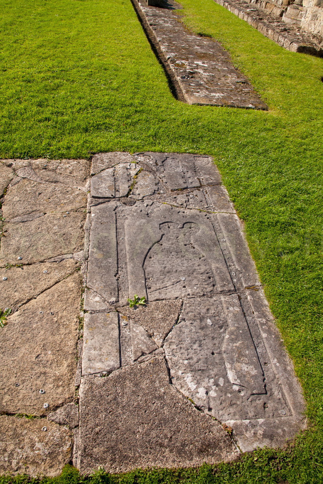 Byland_Abbey-015.jpg