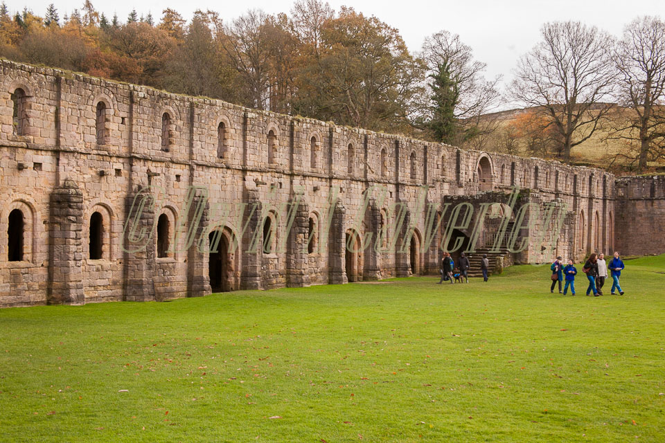 Fountain's_Abbey-107.jpg