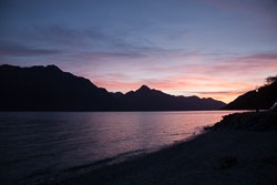 Lake_Wakatipu,_Eyre_Mountains,_Queenstown-004.jpg