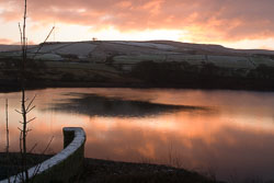 Sunset_At_Digley_Reservoir-001.jpg
