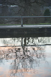 Leeds_-_Liverpool_Canal_Bingley-004.jpg