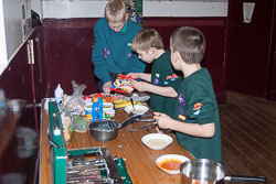 Cub_Cooking_-_0001.jpg