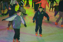 Ice_Skating__08.jpg