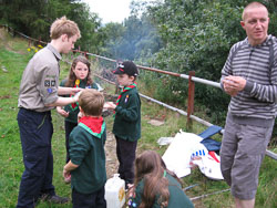 2008_Cubs_Outdoor_Cooking-017.jpg