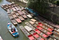 Punts,_River_Cherwall,_Oxford_005.jpg