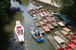 Punts,_River_Cherwall,_Oxford_006.jpg