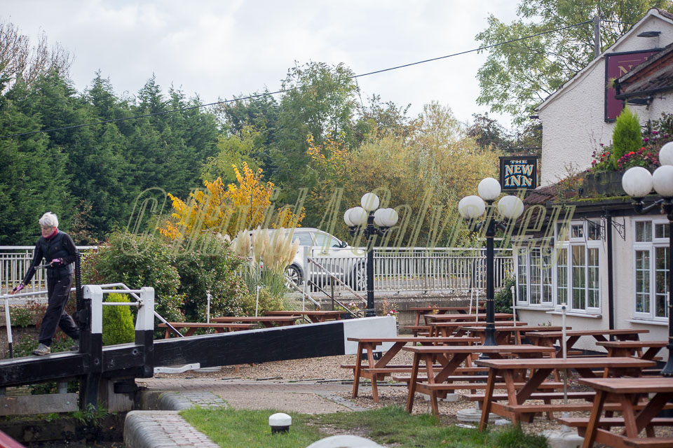 -Grand_Union_Canal_Buckby_Locks_New_Inn-002.jpg