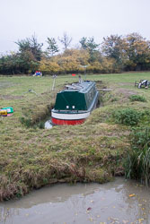 Oxford_Canal_Stranded_Boat-705.jpg