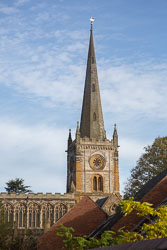 Stratford-Upon-Avon_Holy_Trinity_Church-004.jpg