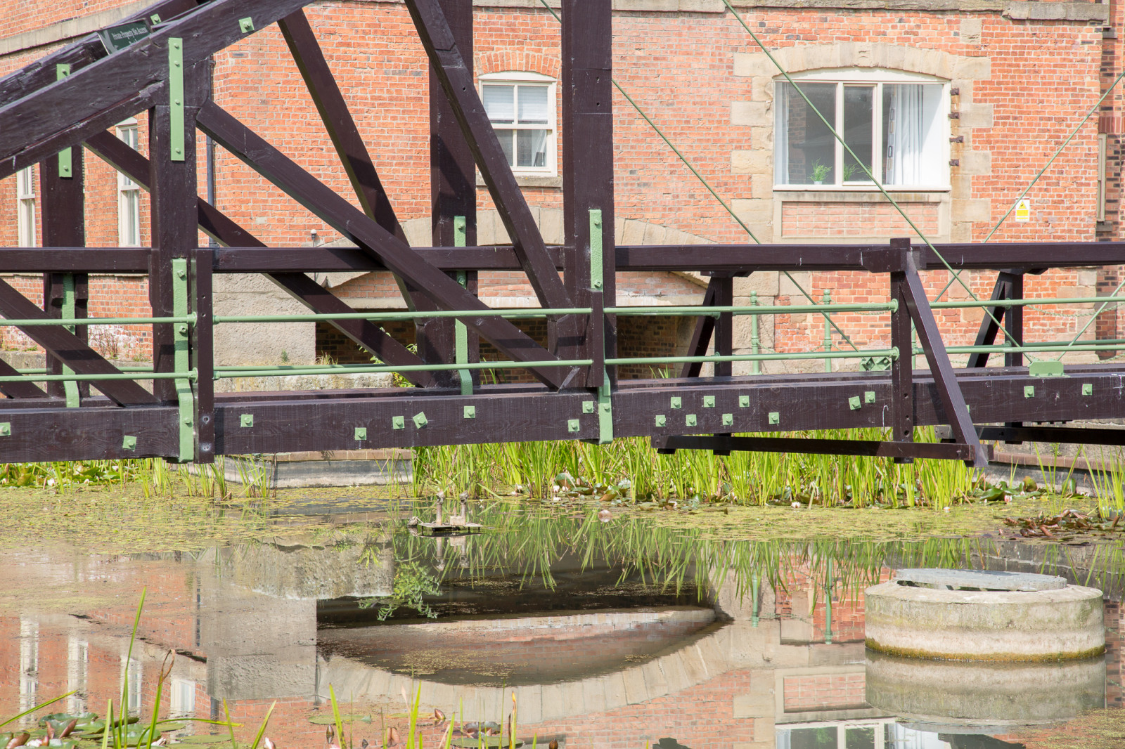 2019_Leeds_Waterfront_Festival-010_v1.jpg