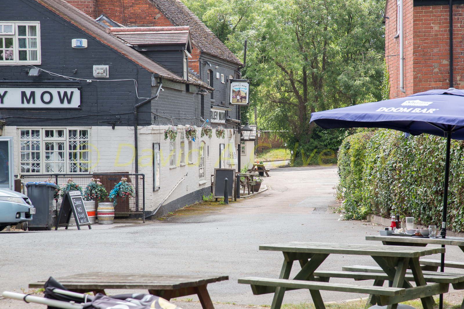 Oxford_Canal_North-1396.jpg