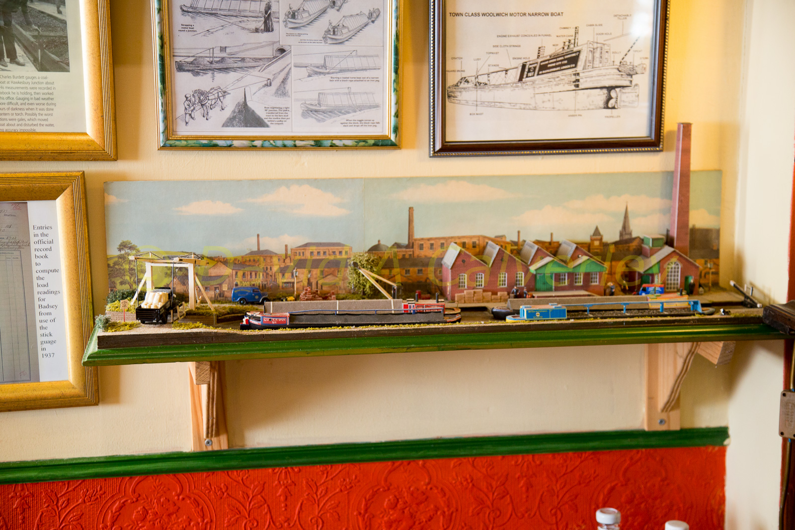 Oxford_Canal_North-1443.jpg