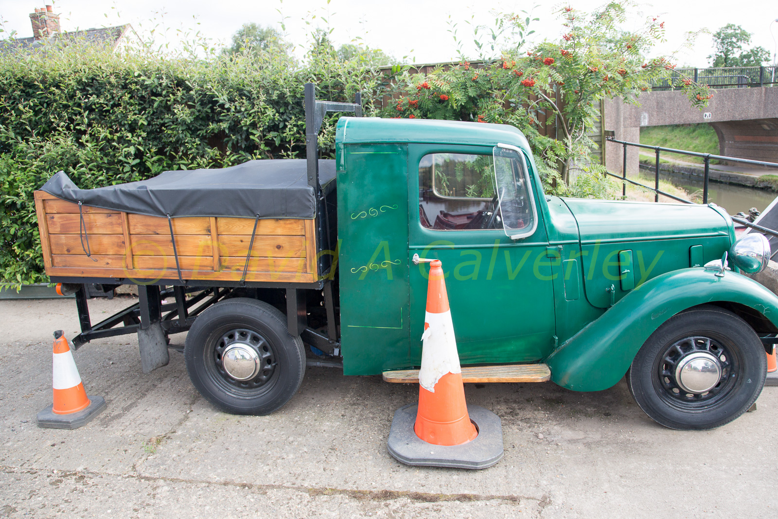 Oxford_Canal_North-1447.jpg