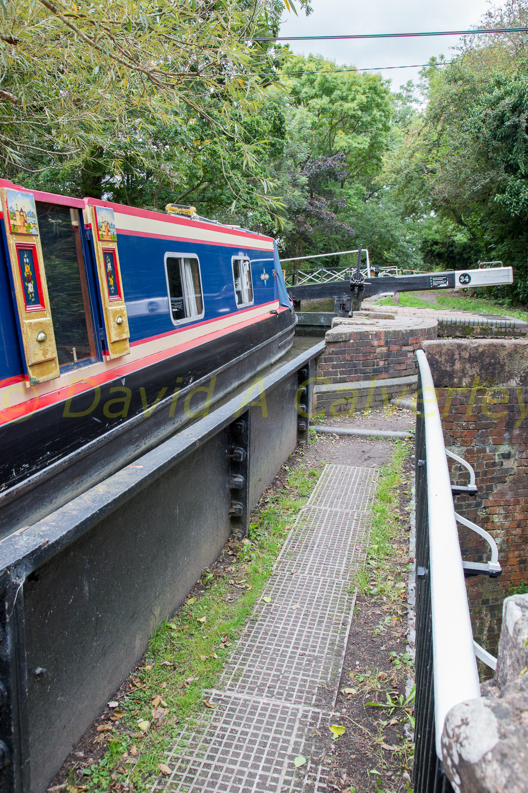 Stratford_Upon_Avon_Canal-3042.jpg