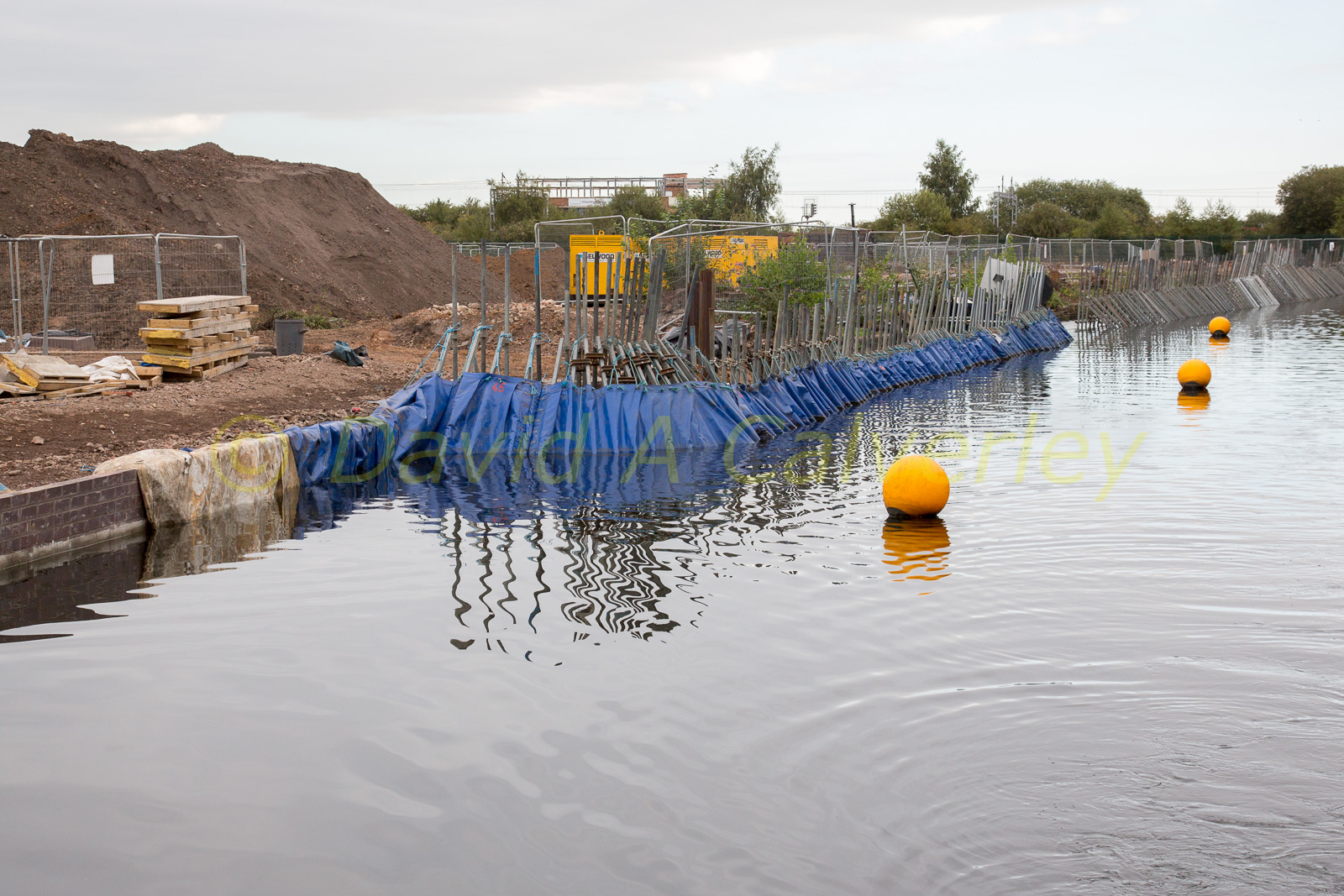 Icknield_Port_Loop-007.jpg
