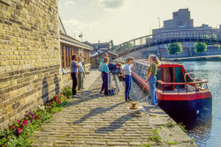 Huddersfield_Canals_Festivals,_1990s-088.jpg