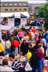 Huddersfield_Canals_Festivals,_1990s-145.jpg