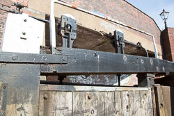 Birmingham_-_Fazeley_Canal-033.jpg