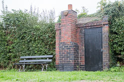 Birmingham_-_Fazeley_Canal-121.jpg